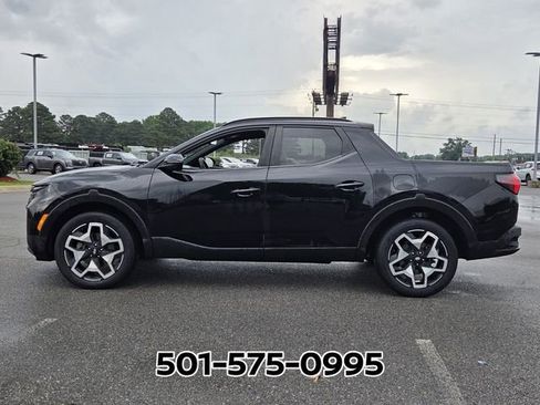 Used 2022 Hyundai Santa Cruz Limited AWD/4WD image 2