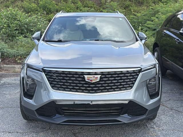 Certified 2024 Cadillac XT4 Premium Luxury FWD image 2