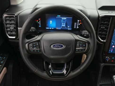 Certified 2024 Ford Ranger XLT w/ Technology Package AWD/4WD image 15
