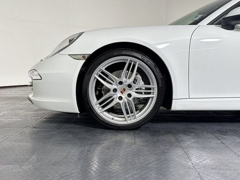 Certified 2014 Porsche 911 Carrera RWD image 27