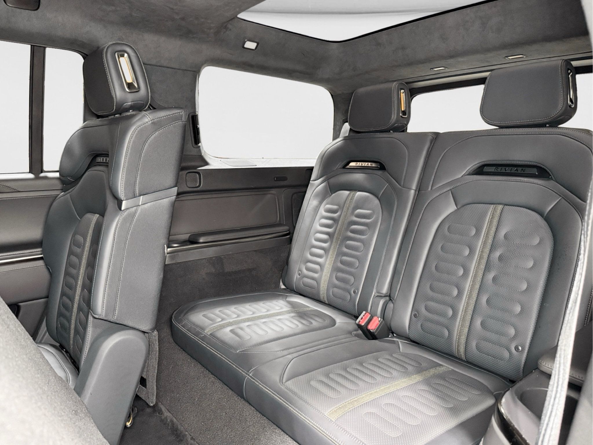 Used 2023 Rivian R1S Adventure Quad AWD/4WD image 23