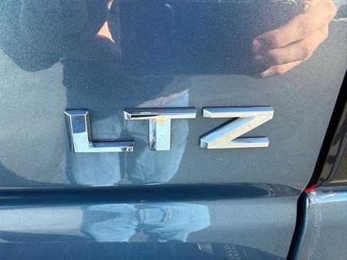 Used 2025 Chevrolet Silverado 3500 LTZ image 15