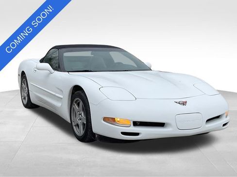 Used 1998 Chevrolet Corvette Convertible image 1