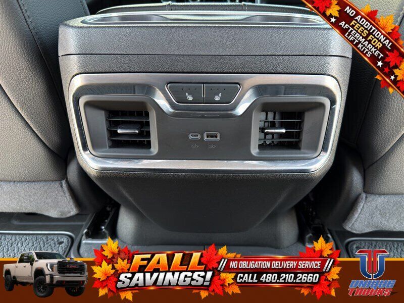 Used 2024 GMC Sierra 2500 Denali w/ Denali Reserve Package AWD/4WD image 32