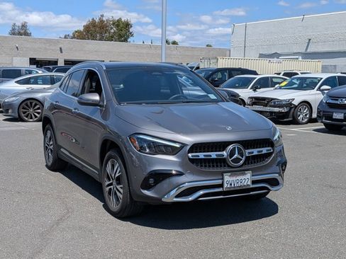 Used 2026 Mercedes-Benz GLA 250 4MATIC image 3
