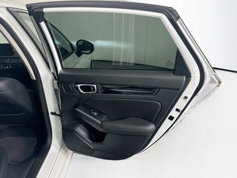 Used 2023 Honda Civic Touring image 30