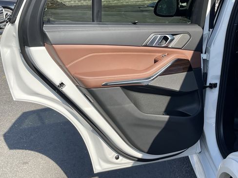 New 2026 BMW X5 xDrive40i w/ M Sport Package image 12