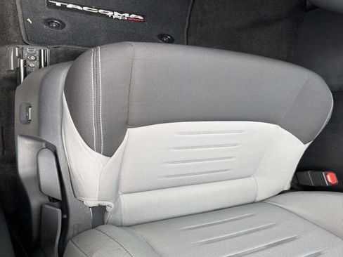 Certified 2025 Toyota Tacoma TRD Sport RWD image 10