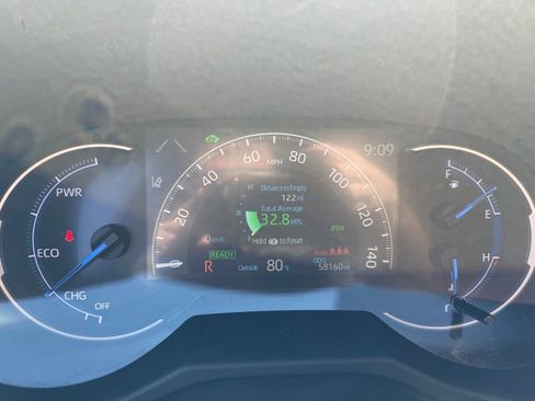 Used 2021 Toyota RAV4 XSE AWD/4WD image 7