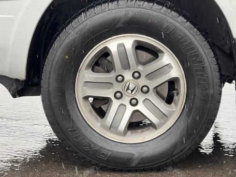 Used 2005 Honda Pilot EX image 25