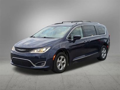 Used 2017 Chrysler Pacifica Touring-L Plus