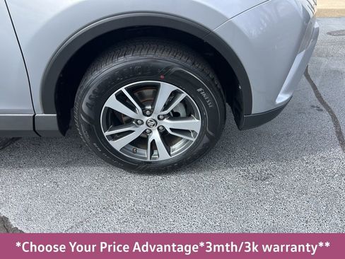 Used 2018 Toyota RAV4 XLE image 14