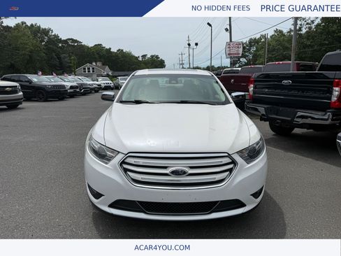 Used 2019 Ford Taurus Limited FWD image 7
