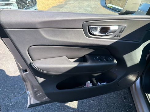 Certified 2023 Volvo XC60 B5 Plus w/ Protection Package Premier image 13