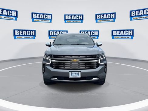 Used 2021 Chevrolet Suburban Premier AWD/4WD image 3