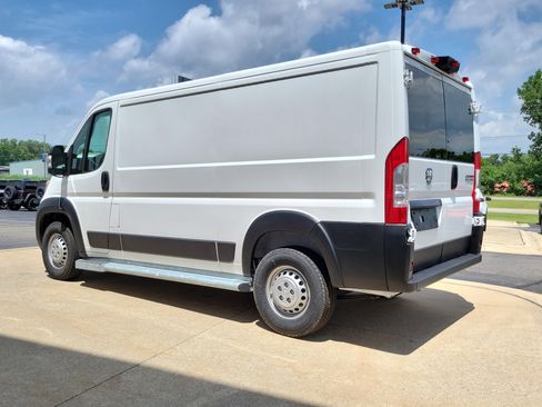 Used 2026 RAM ProMaster 3500 w/ Quick Order Package 22H SLT+ FWD image 3
