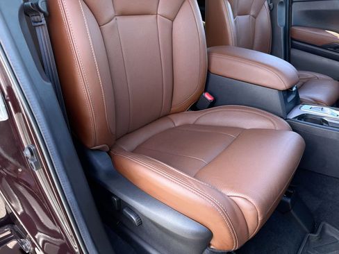 Certified 2024 Subaru Ascent Touring AWD/4WD image 23