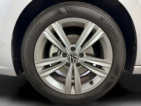 Used 2022 Volkswagen Jetta SE FWD image 24