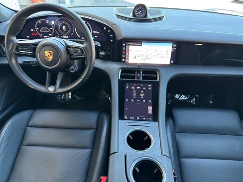 Used 2023 Porsche Taycan 4 Cross Turismo image 6