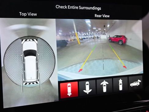 Used 2022 Jeep Grand Wagoneer Series III w/ HD Trailer Tow Package image 31