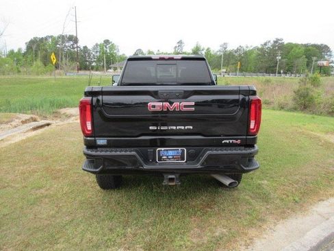 Used 2023 GMC Sierra 2500 AT4 w/ AT4 Preferred Package AWD/4WD image 6