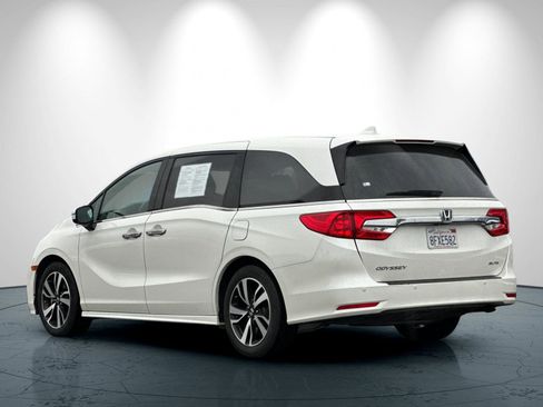 Used 2019 Honda Odyssey Elite image 6