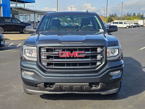 Used 2017 GMC Sierra 1500 SLT w/ All Terrain Package AWD/4WD image 9