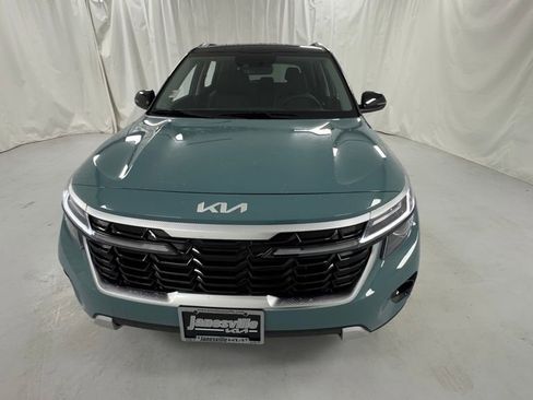 New 2026 Kia Seltos S AWD/4WD image 8
