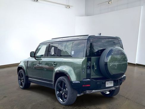 New 2026 Land Rover Defender 110 X-Dynamic SE AWD/4WD image 6
