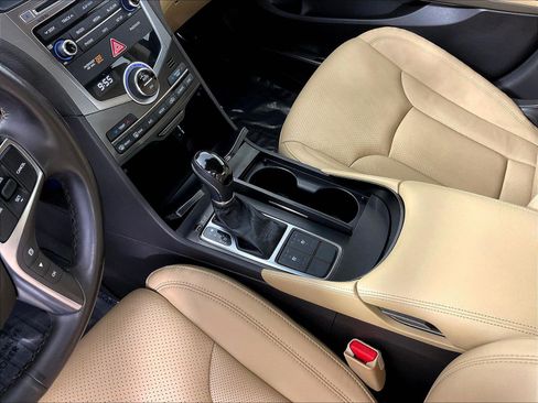 Used 2015 Hyundai Azera FWD image 18