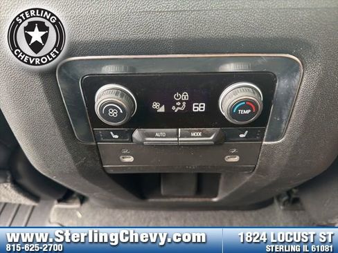 Used 2022 Chevrolet Tahoe LT w/ LT Signature Plus Package AWD/4WD image 26