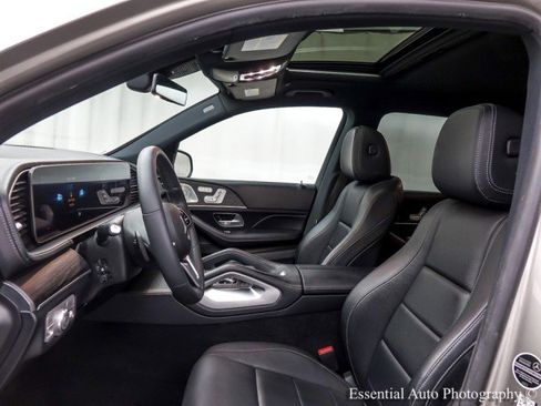 Used 2020 Mercedes-Benz GLS 450 4MATIC image 12