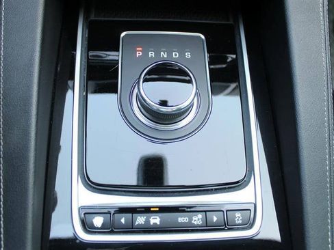 Used 2018 Jaguar F-PACE S AWD/4WD image 19