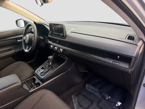 Certified 2023 Honda CR-V EX image 32