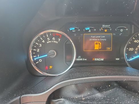 Used 2019 Ford F150 King Ranch w/ Equipment Group 601A Luxury AWD/4WD image 9