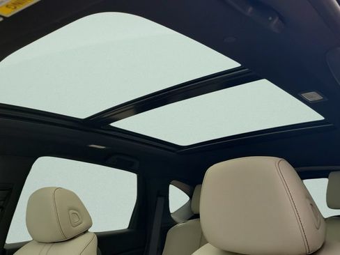 New 2026 Acura RDX SH-AWD image 17