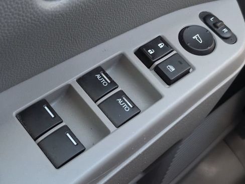 Used 2015 Honda Pilot LX image 22