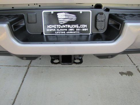 Used 2024 RAM 2500 Laramie image 32