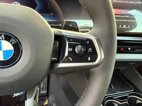 New 2026 BMW 530i xDrive w/ M Sport Package image 25