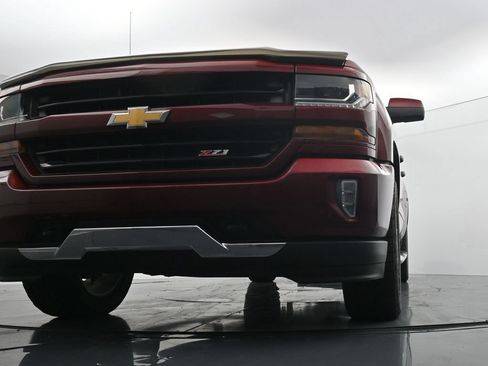 Used 2017 Chevrolet Silverado 1500 LT w/ All Star Edition AWD/4WD image 19