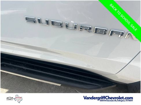 Used 2023 Chevrolet Suburban Premier AWD/4WD image 9