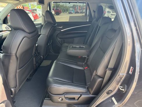 Used 2017 Acura MDX SH-AWD w/ Tech & Entertainment image 10