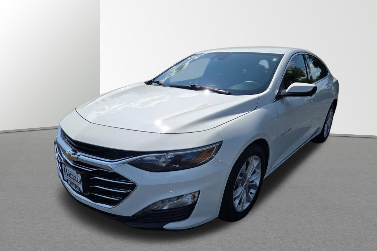 Used 2025 Chevrolet Malibu LT FWD image 3
