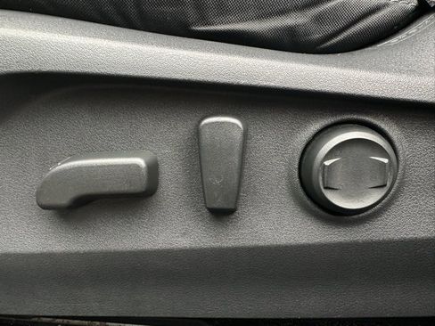 Used 2024 Subaru Outback Premium image 15