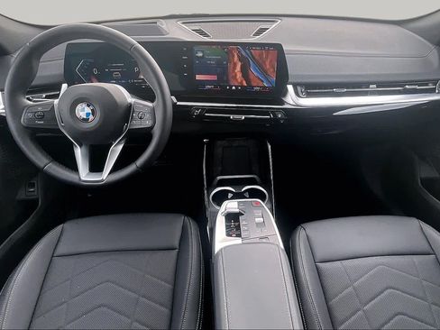 Used 2026 BMW X2 xDrive28i AWD/4WD image 14
