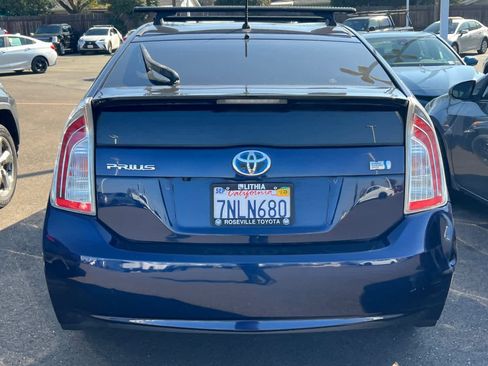 Used 2015 Toyota Prius Four image 5
