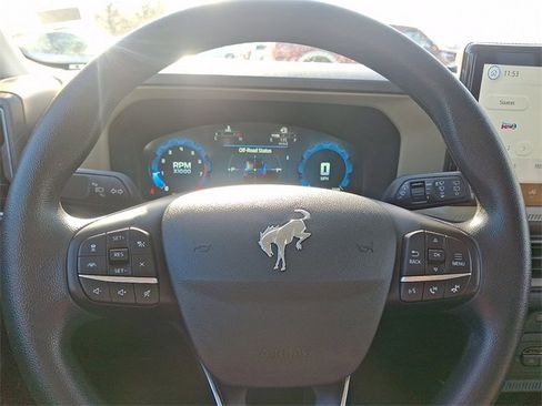 Used 2025 Ford Bronco Sport Big Bend image 18