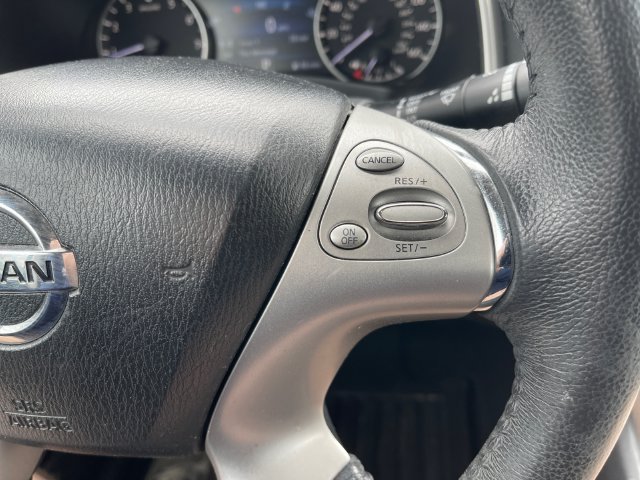 Used 2017 Nissan Murano SV FWD image 16