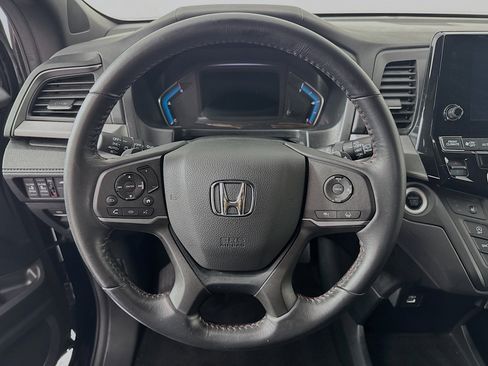 Certified 2024 Honda Odyssey Sport image 11