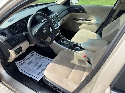 Used 2013 Honda Accord EX image 12